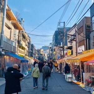 Kerugian Tinggal di Tokyo Bagi Orang Kulit Putih